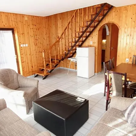 Holiday home Varga Gardens Balatonmariafurdo