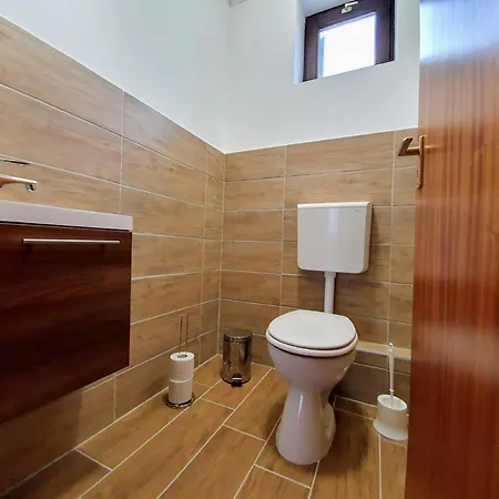 Varga Gardens Tatil Evi *