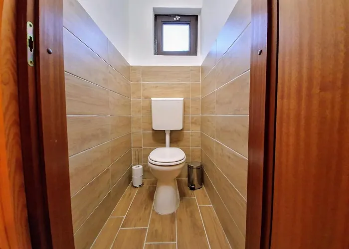 Ferienhaus Varga Gardens Balatonmáriafürdő