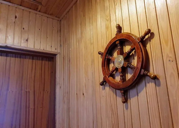 Varga Gardens Ferienhaus *