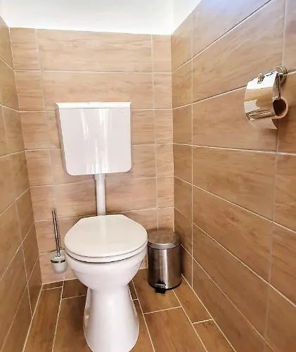 Varga Gardens Σπίτι διακοπών